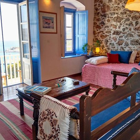 Elegeo Rockhouse Villa Agia Marina  Ngoại thất bức ảnh