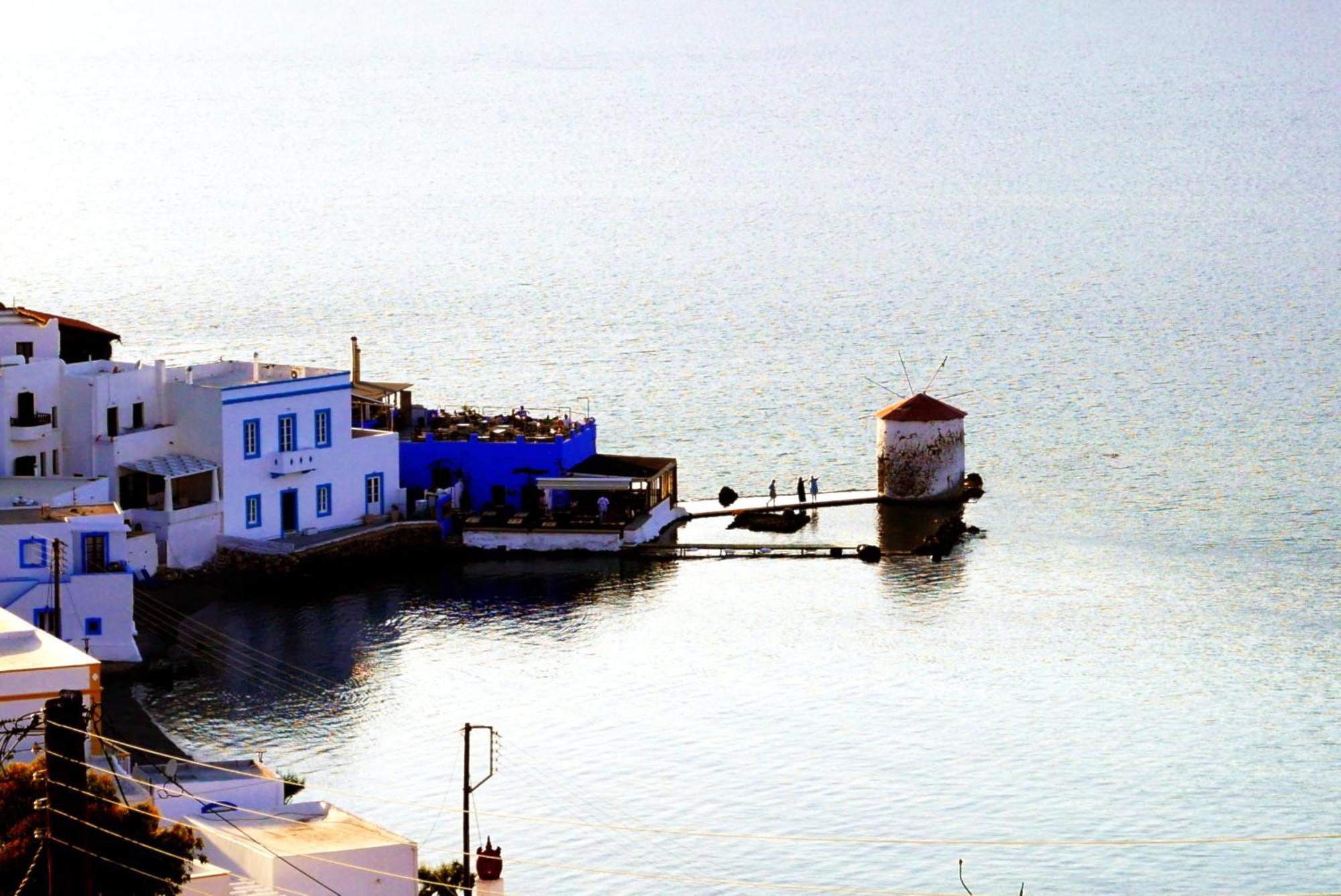 Elegeo Rockhouse Villa Agia Marina  Ngoại thất bức ảnh