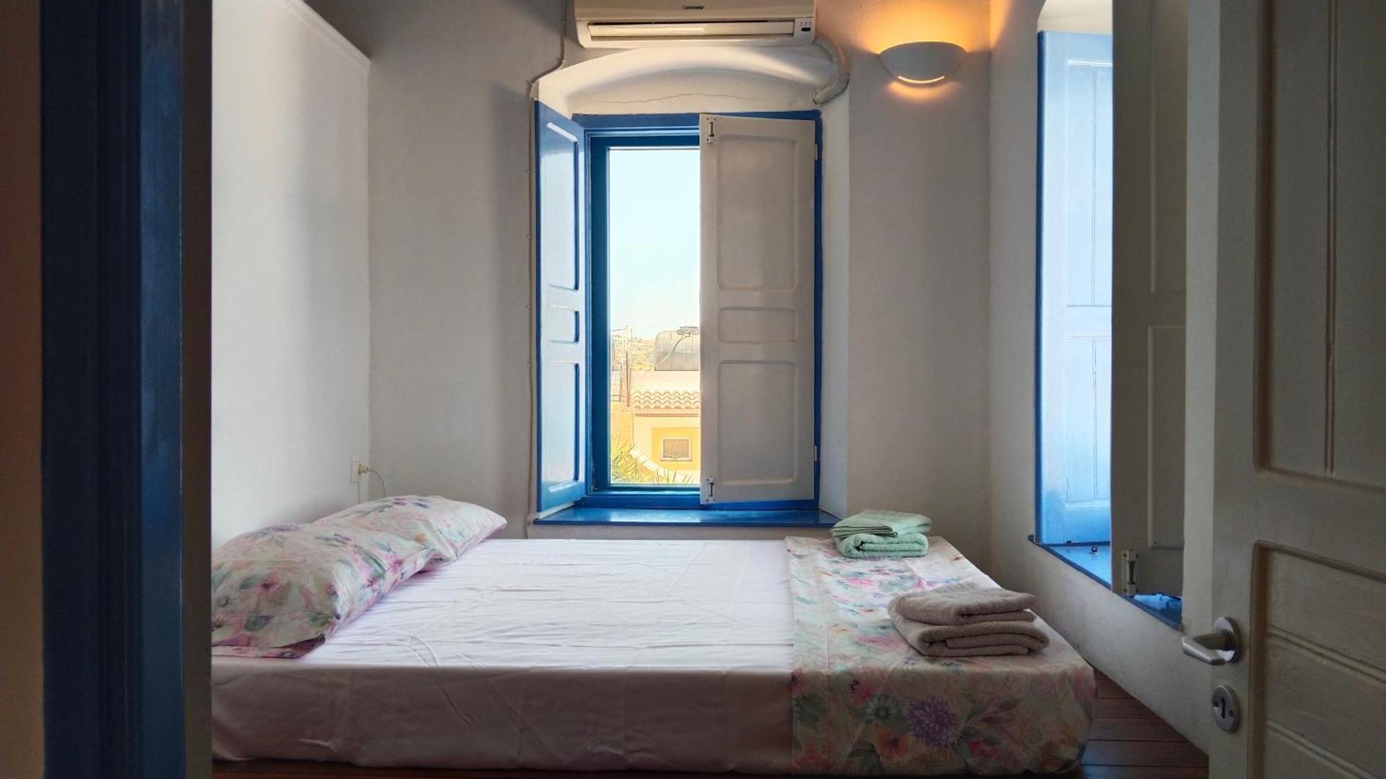 Elegeo Rockhouse Villa Agia Marina  Ngoại thất bức ảnh